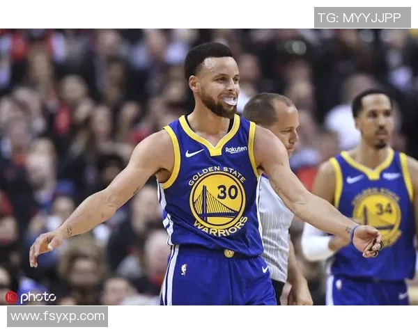 实况足球百大球星权威排行榜全面解析与经典巨星实力对比